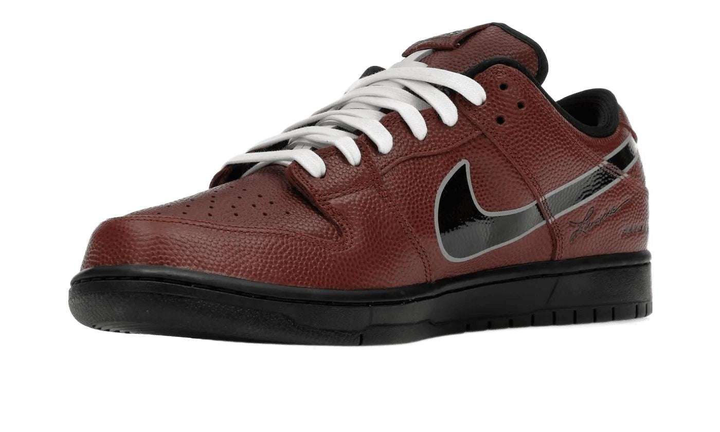 Nike SB Dunk Low Limosine Skateboards