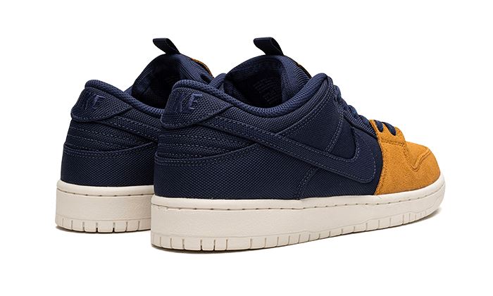 Nike SB Dunk Low Pro PRM 90s Backpack – limitierter Sneaker bei Shade Studios