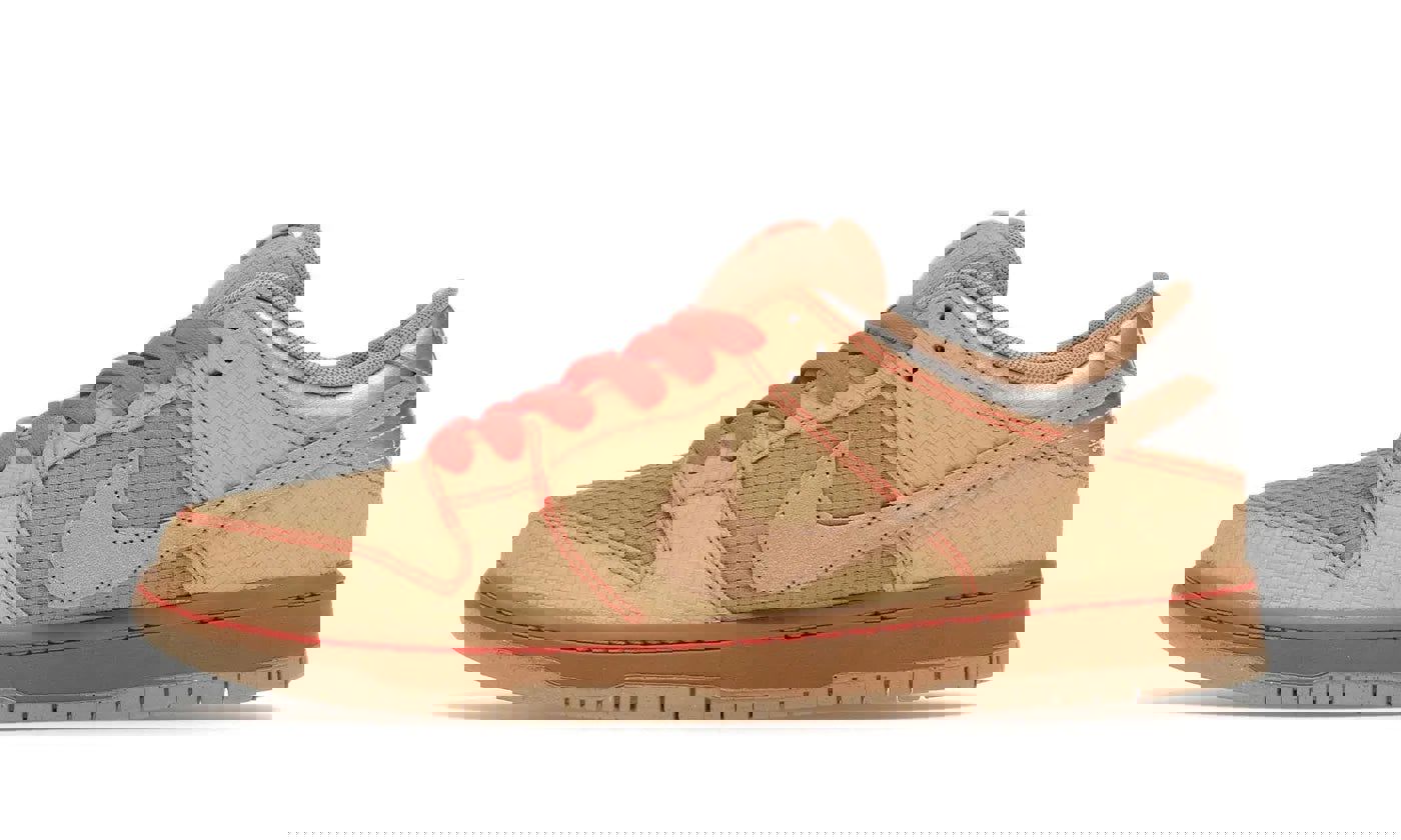 Nike SB Dunk Low Pro Som Tum