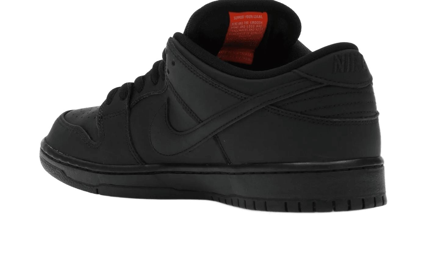 Nike SB Dunk Low Pro Triple Black