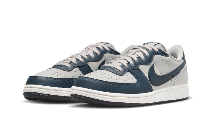 Nike Terminator Low Georgetown – limitierter Sneaker bei Shade Studios