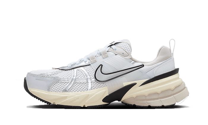 Nike V2K Run Metallic Silver – limitierter Sneaker bei Shade Studios