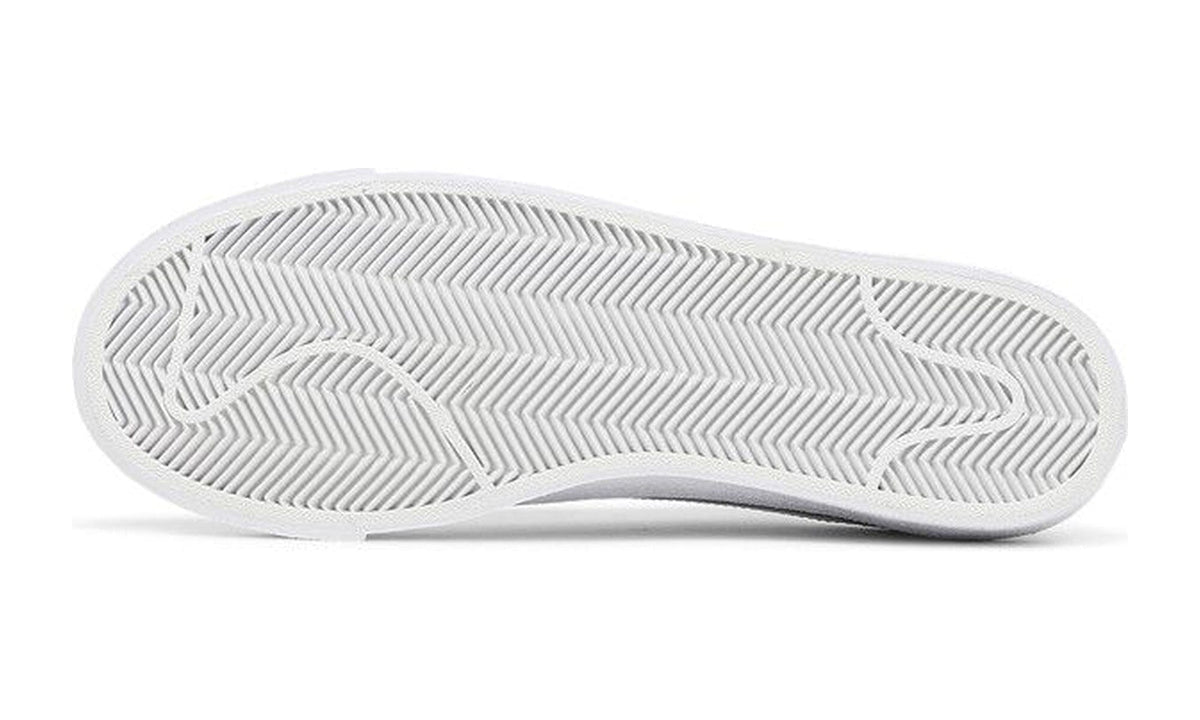 Nike Wmns Blazer Low '77 Triple White