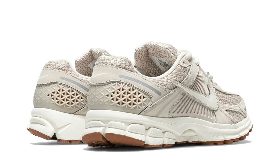 Nike Zoom Vomero 5 Light Orewood Brown – limitierter Sneaker bei Shade Studios