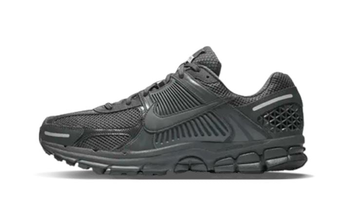 Nike Zoom Vomero 5 SP Anthracite – limitierter Sneaker bei Shade Studios