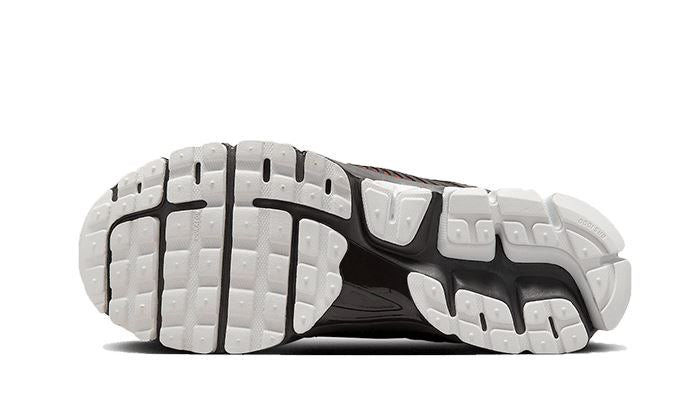 Nike Zoom Vomero 5 Velvet Brown – limitierter Sneaker bei Shade Studios