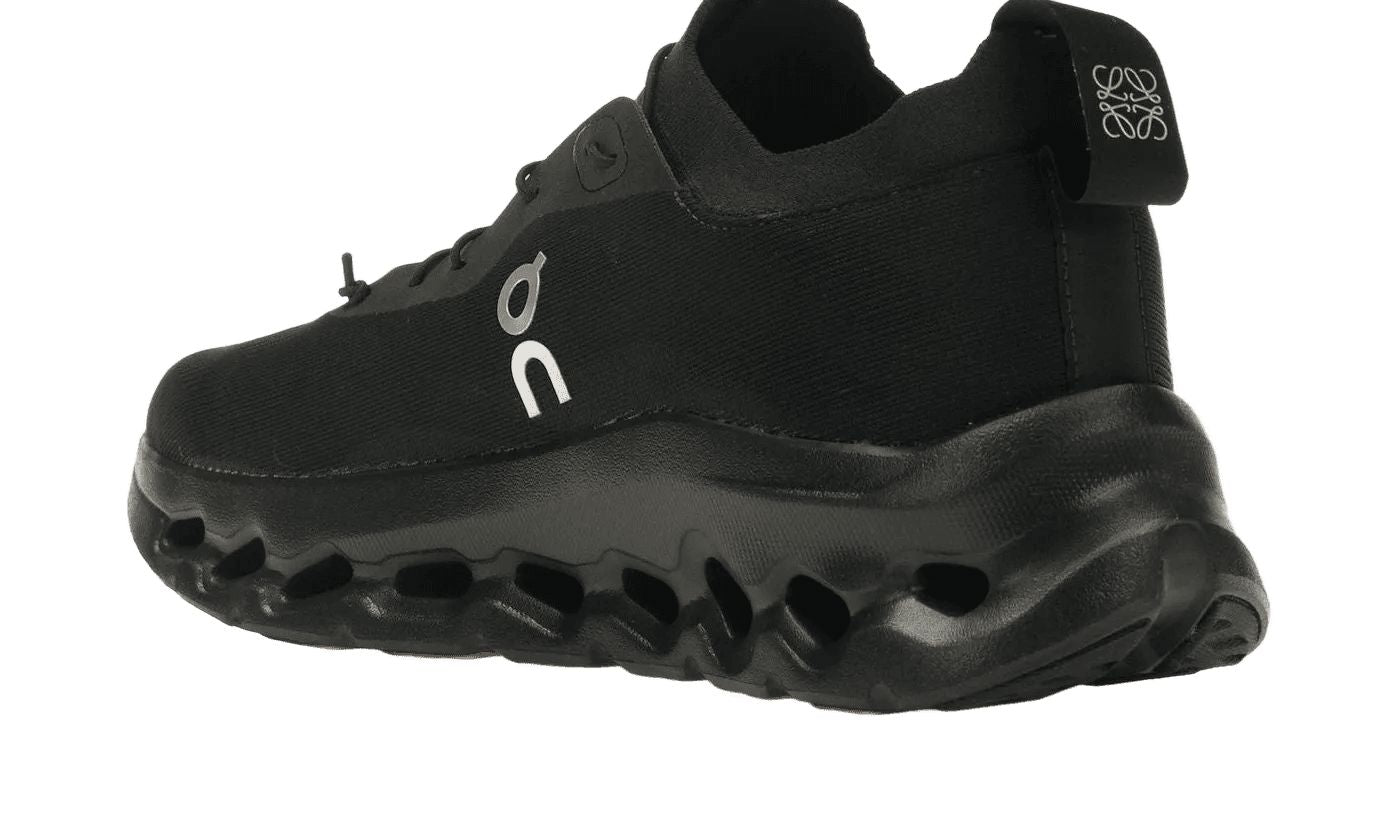 On Running Cloudtilt LOEWE All Black