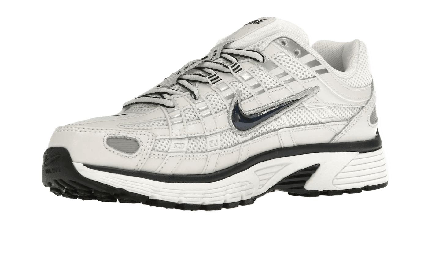 P-6000 Obsidian Summit White – limitierter Sneaker bei Shade Studios