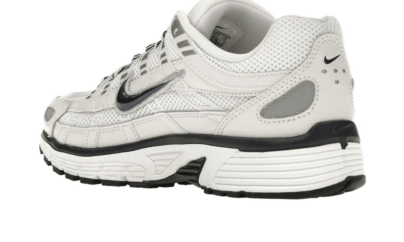 P-6000 Obsidian Summit White – limitierter Sneaker bei Shade Studios