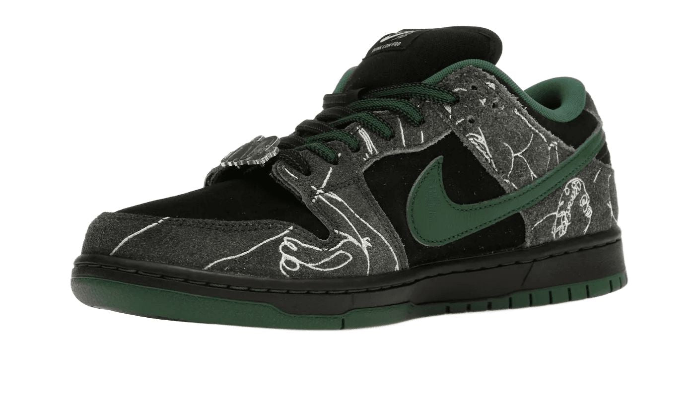 SB Dunk Low There Skateboards – limitierter Sneaker bei Shade Studios