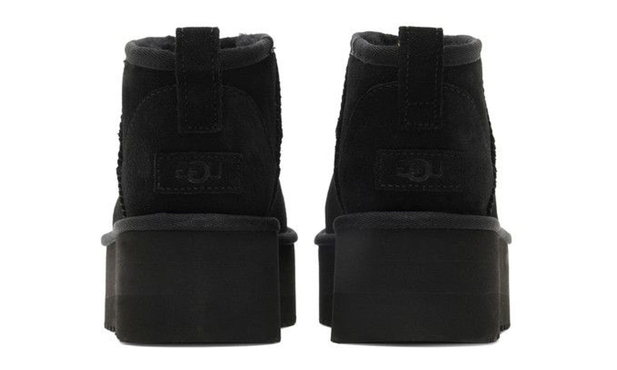 UGG Wmns Classic Ultra Mini Platform Boot Black