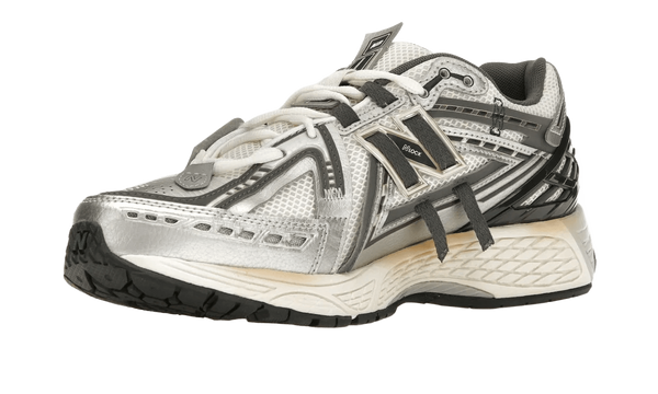 New Balance 1906A Silver Metalic Castlerock – limitierter Sneaker bei Shade Studios