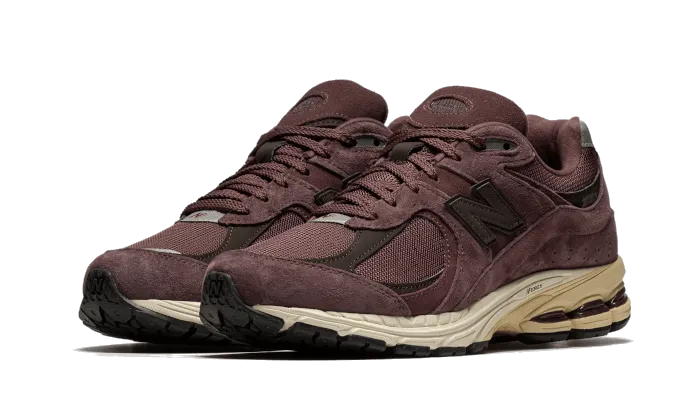 New Balance 2002R Truffle – limitierter Sneaker bei Shade Studios