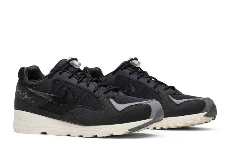 Nike Air Skylon 2 Fear of God Black Sail – limitierter Sneaker bei Shade Studios