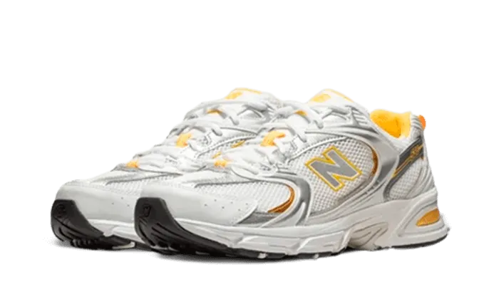 New Balance 530 White Vibrant Apricot Silver Metallic – limitierter Sneaker bei Shade Studios
