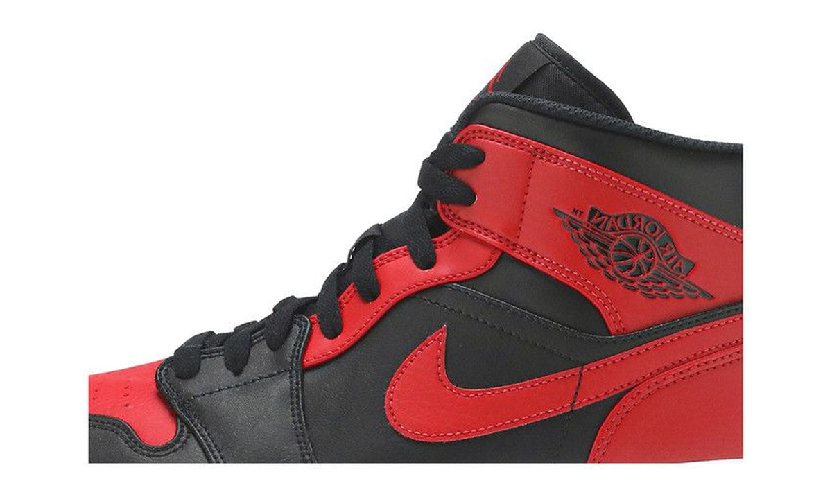 Air Jordan 1 Mid Banned