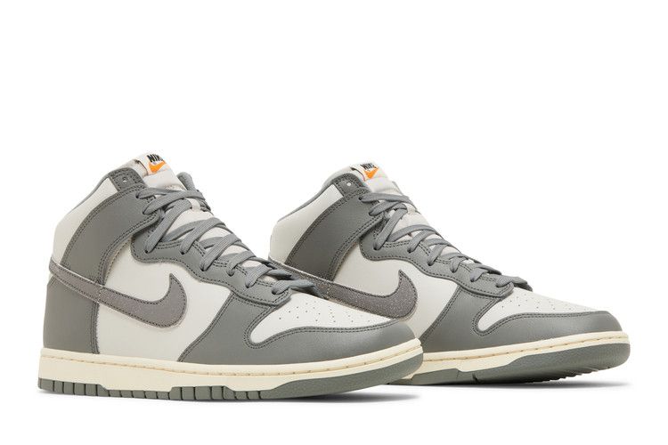 Nike Dunk High Vintage Light Bone Grey – limitierter Sneaker bei Shade Studios