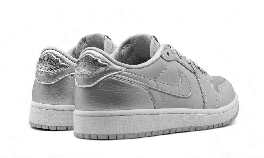 Air Jordan 1 Low OG Metallic Silver - CZ0790-002 / CZ0858-002