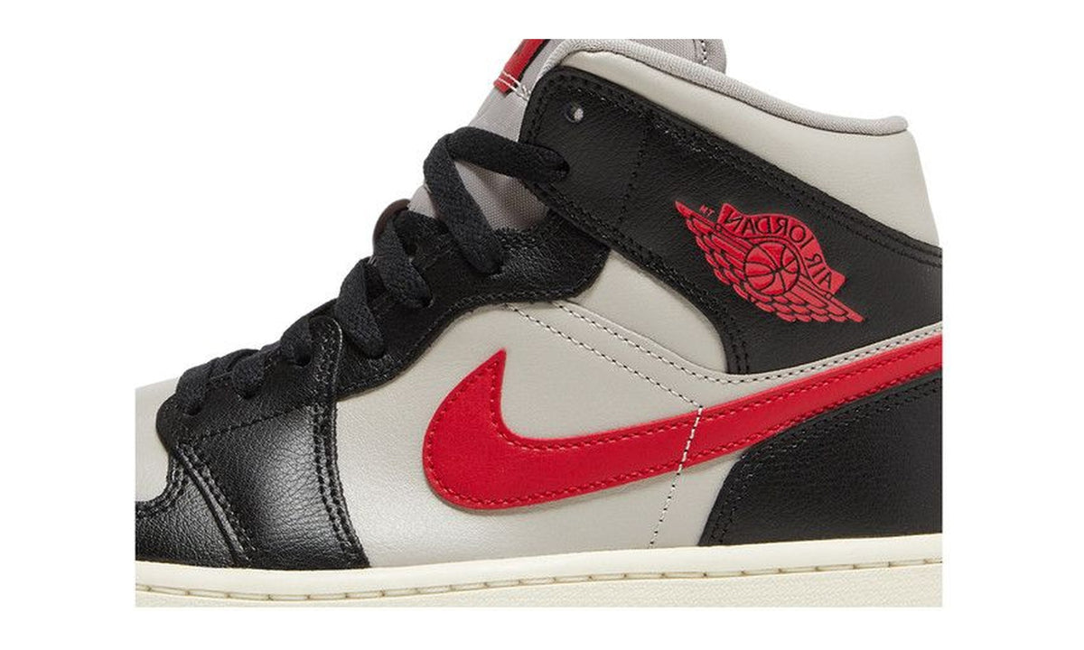 Wmns Air Jordan 1 Mid Black College Grey