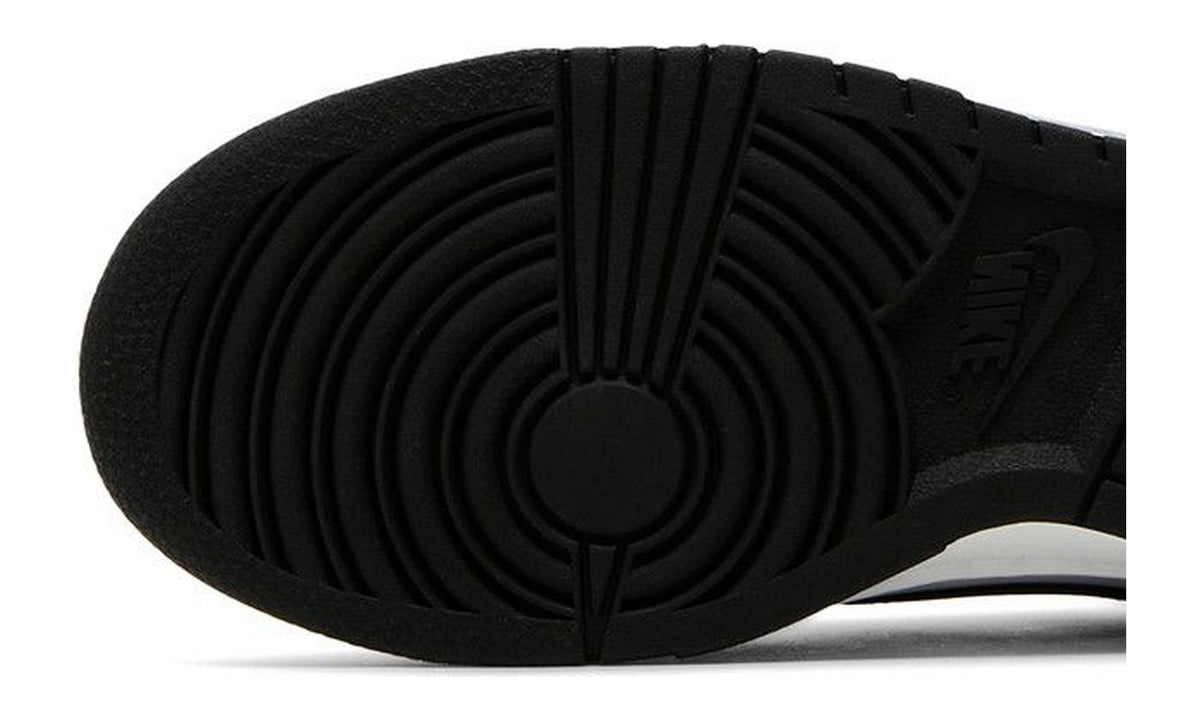 Nike Wmns Dunk Low Black White