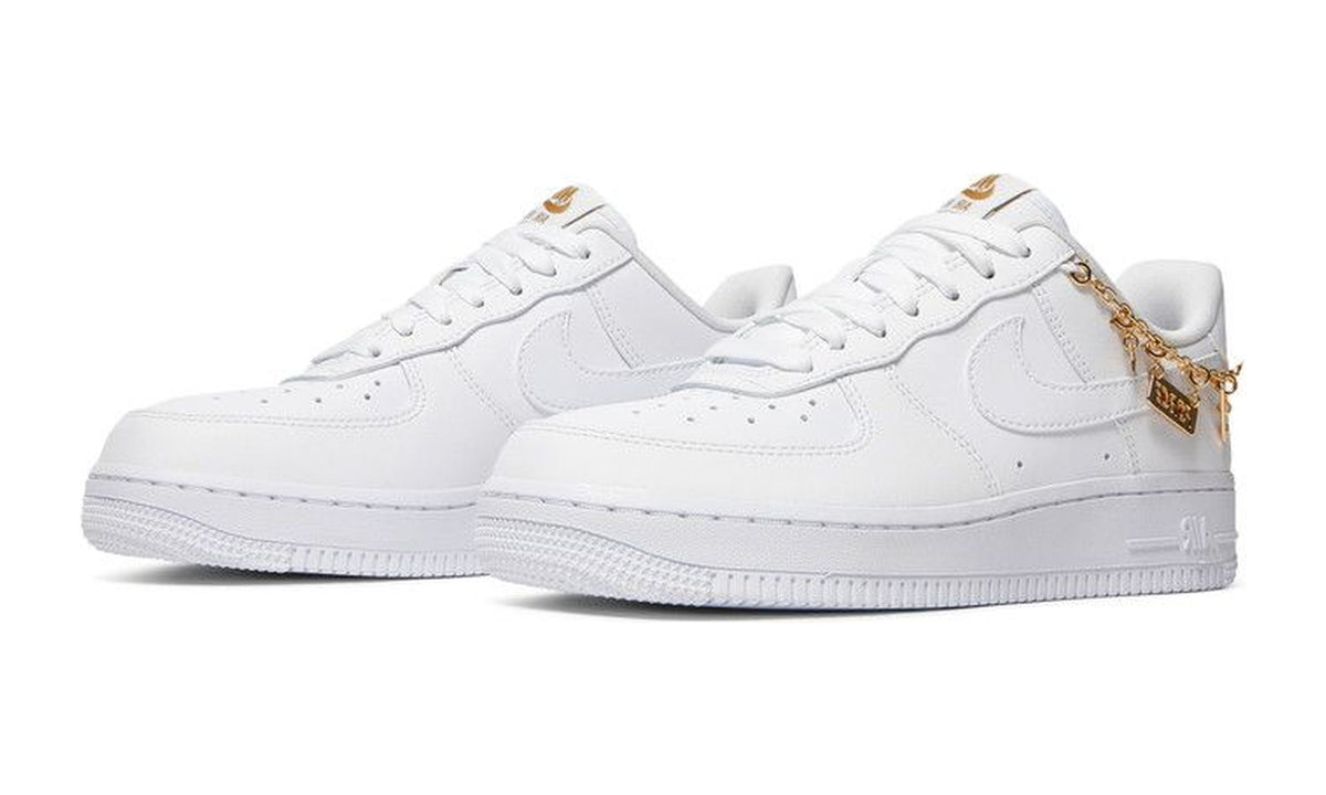 Nike Wmns Air Force 1 '07 LX Lucky Charms