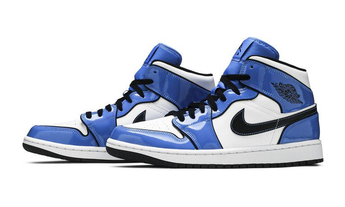 Air Jordan 1 Mid SE Signal Blue