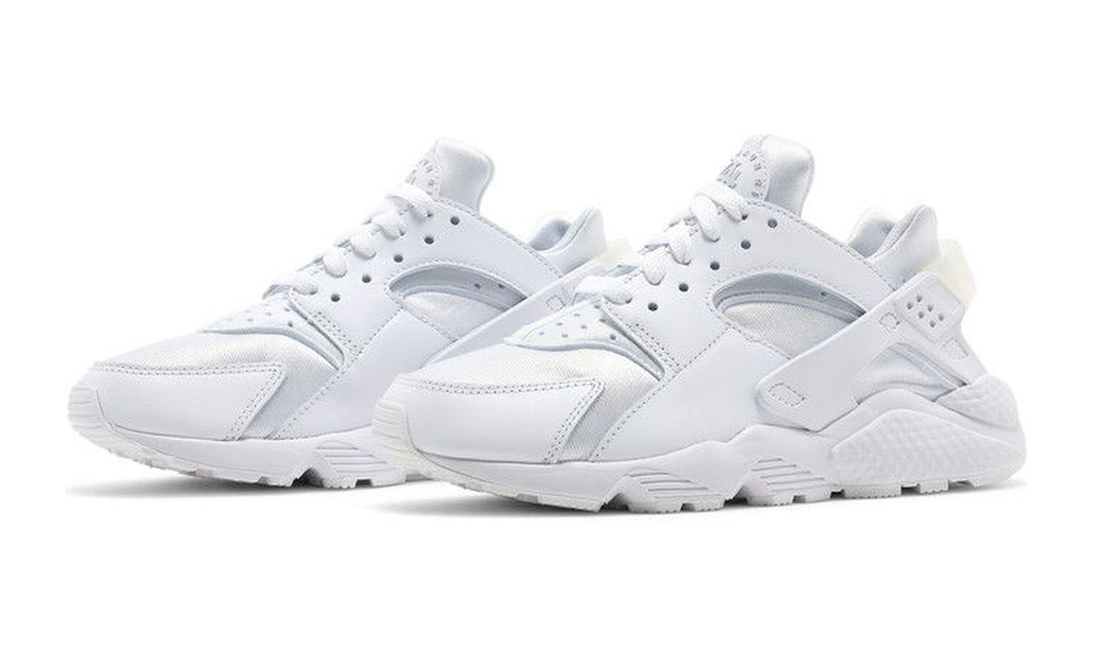 Nike Wmns Air Huarache Triple White