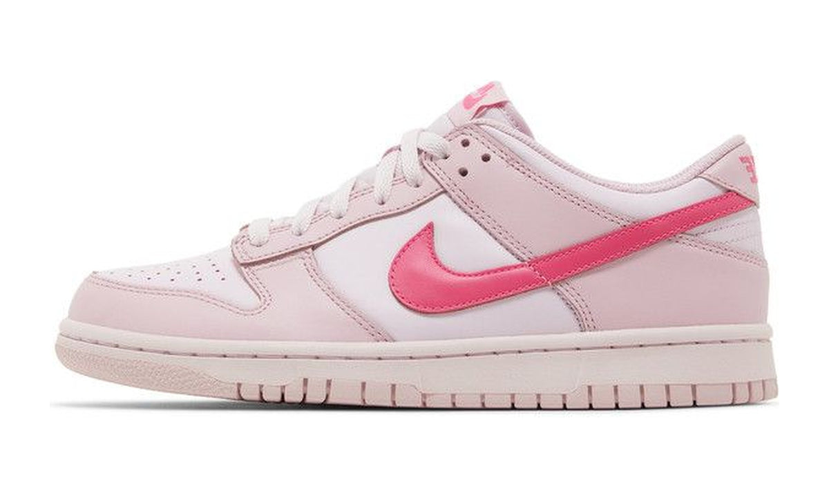 Nike Dunk Low GS Triple Pink