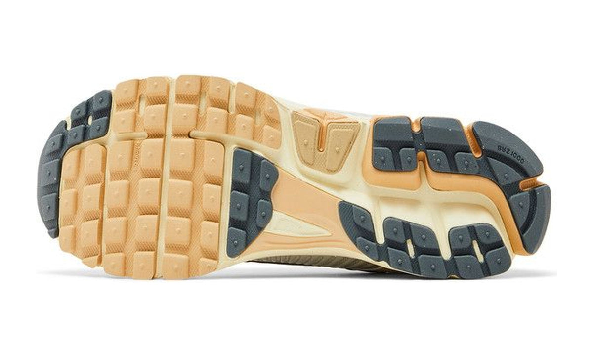 Nike Wmns Air Zoom Vomero 5 Summit White Pure Platinum