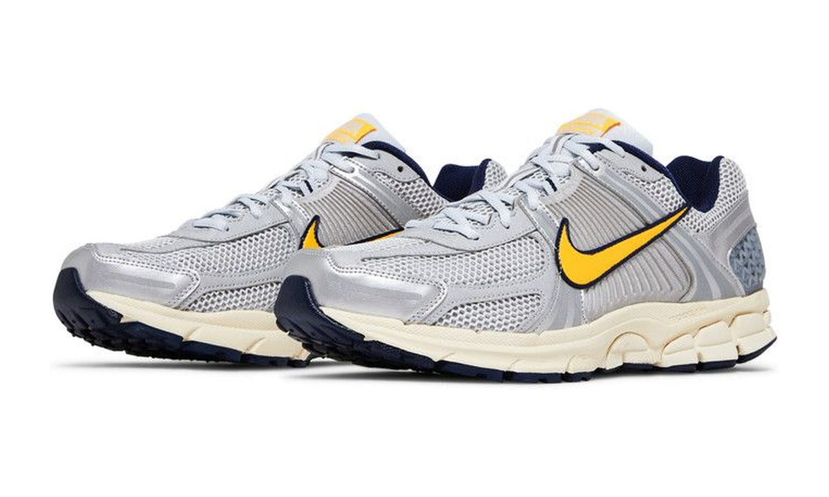 Nike Air Zoom Vomero 5 Platinum Laser Orange