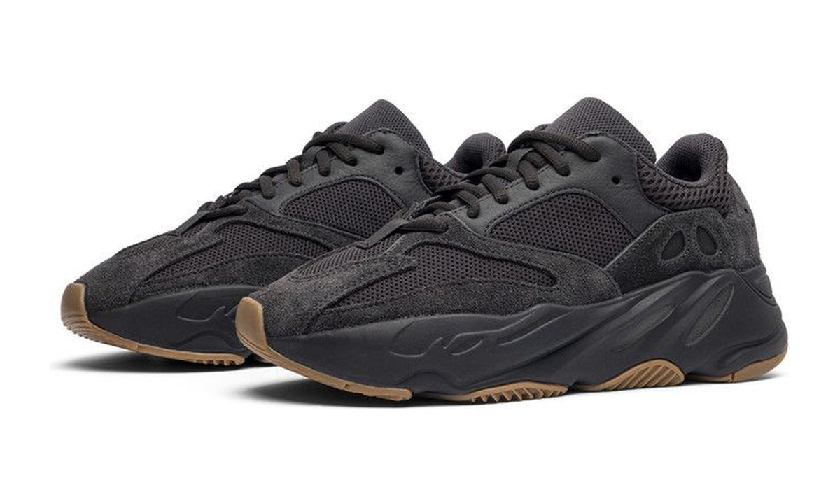 adidas Men's Yeezy Boost 700 Utility Black 2019