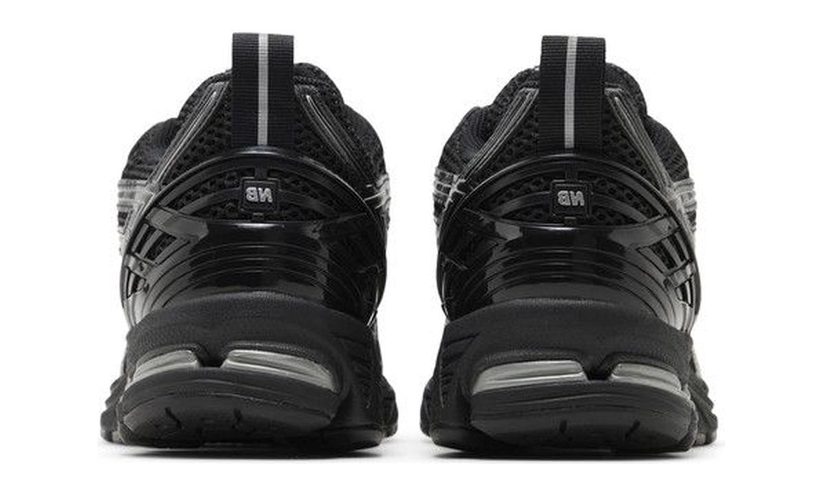 New Balance 1906R Black Grey