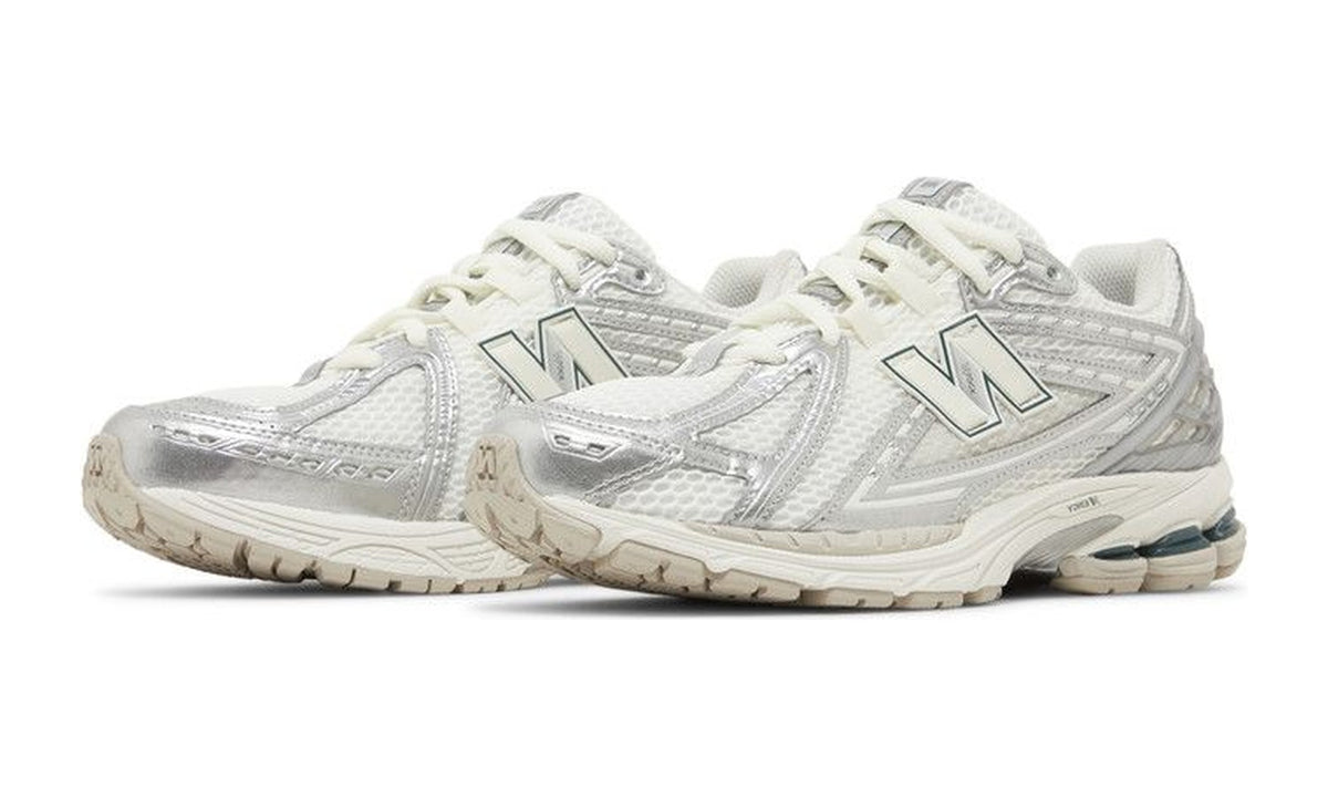 New Balance 1906R Silver Metallic Cream