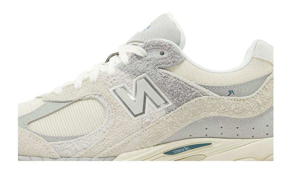 New Balance 2002R Linen