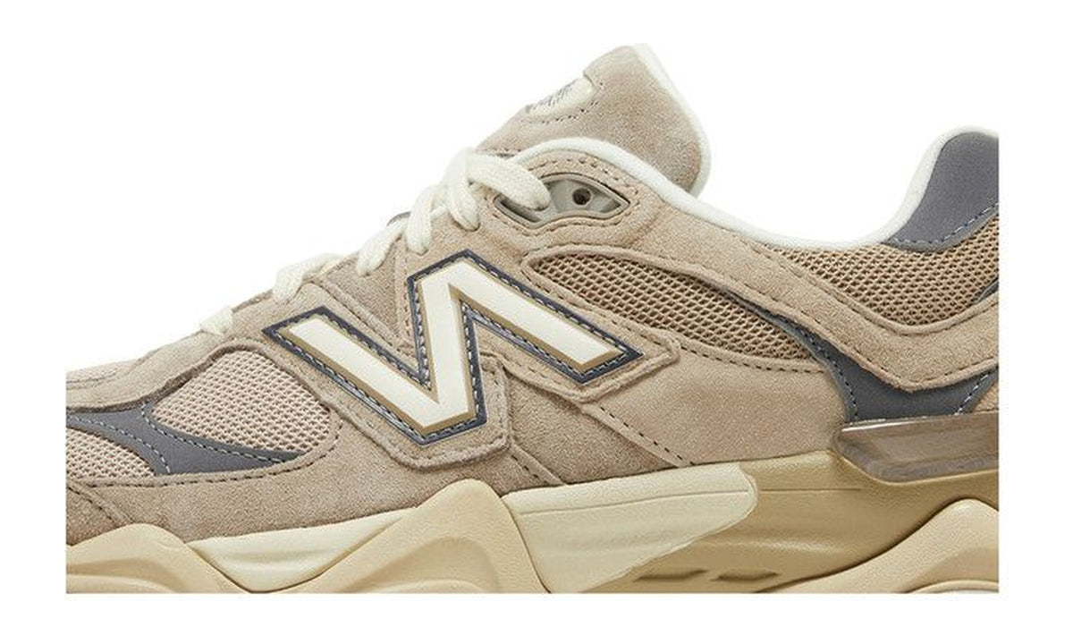 New Balance 9060 Driftwood Castlerock