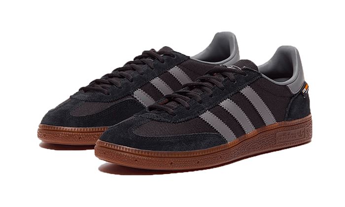 Adidas Handball Spezial Core Black Grey Four Gum – limitierter Sneaker bei Shade Studios