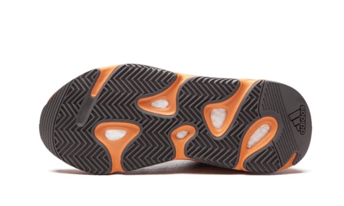Adidas Yeezy 700 Enflame Amber – limitierter Sneaker bei Shade Studios