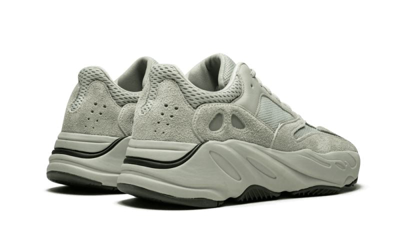 Adidas Yeezy 700 Salt – limitierter Sneaker bei Shade Studios