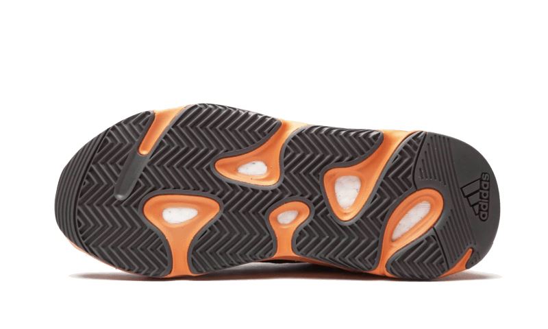 Adidas Yeezy 700 Sun – limitierter Sneaker bei Shade Studios
