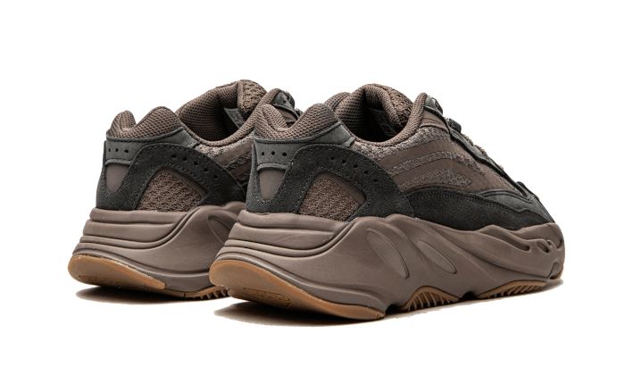 Adidas Yeezy 700 V2 Mauve – limitierter Sneaker bei Shade Studios
