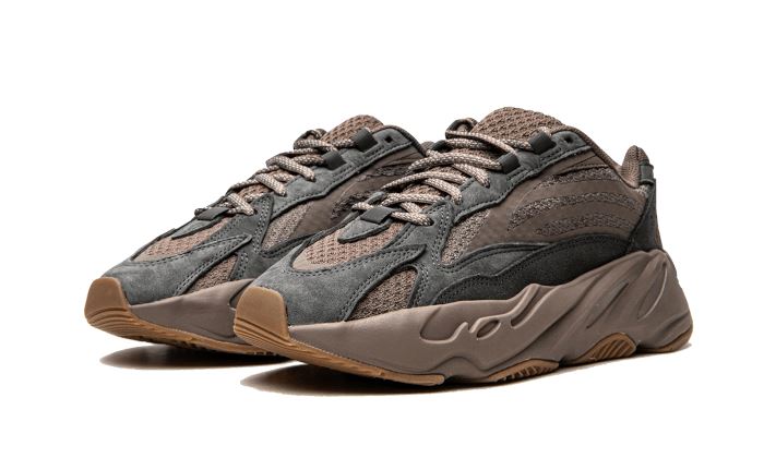 Adidas Yeezy 700 V2 Mauve – limitierter Sneaker bei Shade Studios