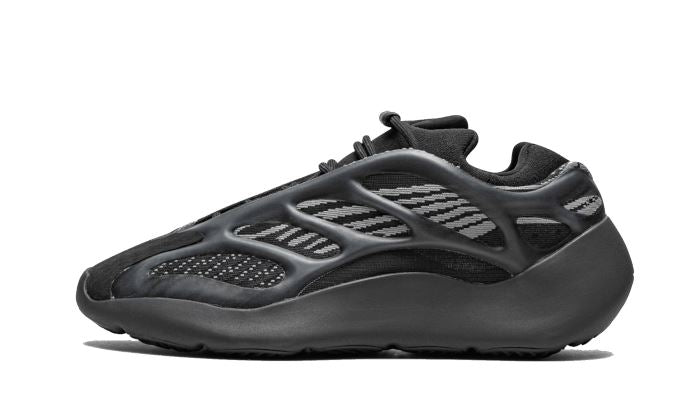 Adidas Yeezy 700 V3 Dark Glow – limitierter Sneaker bei Shade Studios