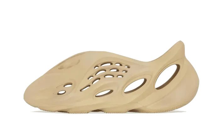 Adidas Yeezy Foam RNNR Desert Sand (GV6843) Shade Studios