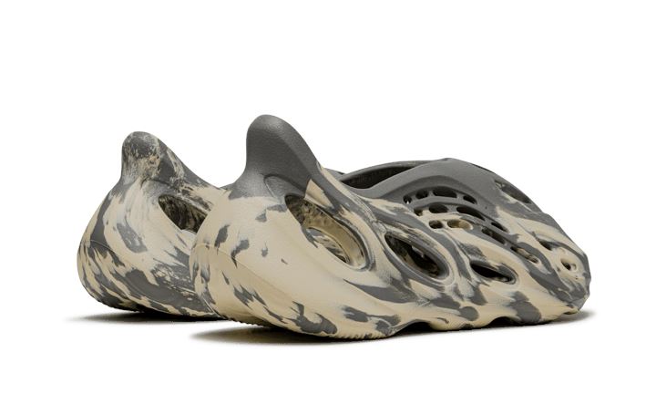 Adidas Yeezy Foam RNNR MXT Moon Gray – limitierter Sneaker bei Shade Studios