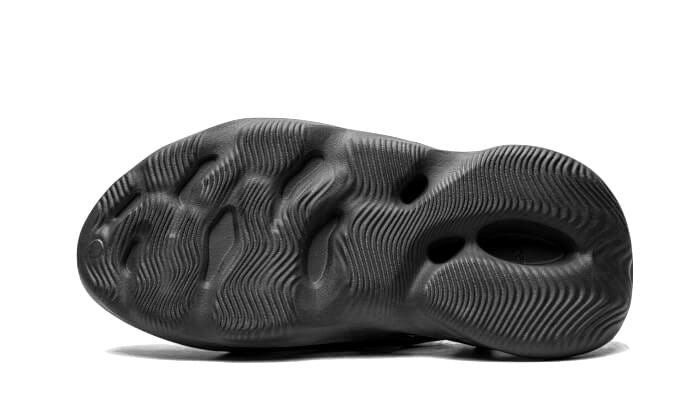Adidas Yeezy Foam RNNR Onyx – limitierter Sneaker bei Shade Studios