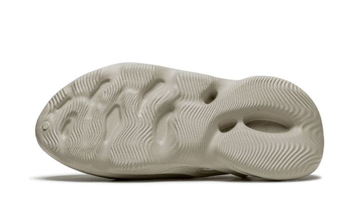 Adidas Yeezy Foam RNNR Sand – limitierter Sneaker bei Shade Studios
