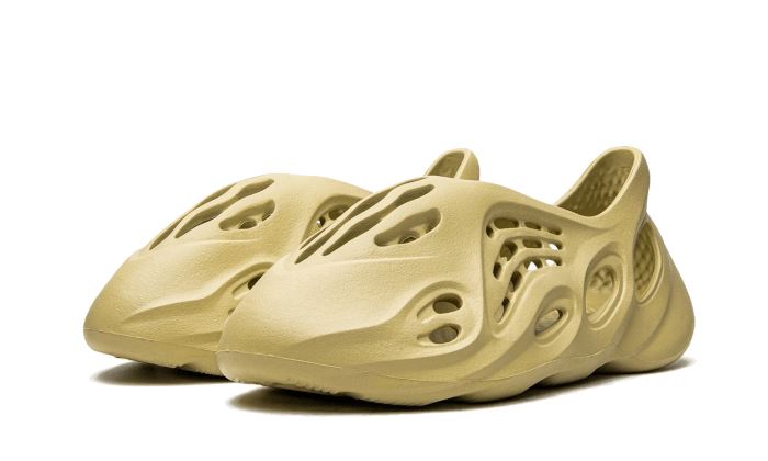 Adidas Yeezy Foam RNNR Sulfur – limitierter Sneaker bei Shade Studios