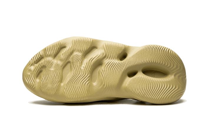 Adidas Yeezy Foam RNNR Sulfur – limitierter Sneaker bei Shade Studios