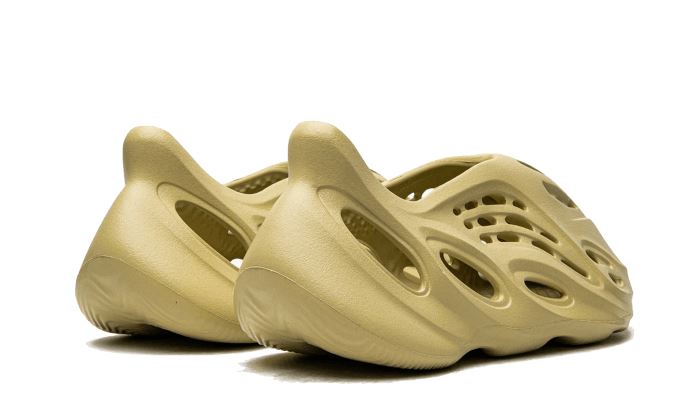 Adidas Yeezy Foam RNNR Sulfur – limitierter Sneaker bei Shade Studios