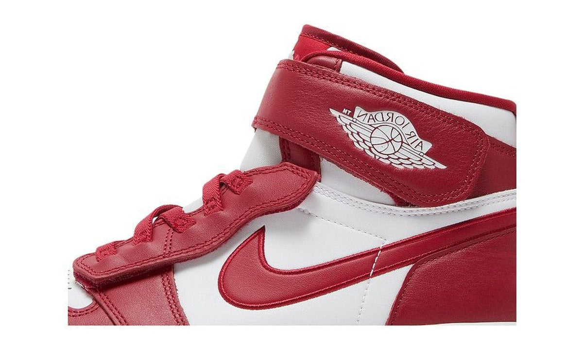 Air Jordan 1 High FlyEase Cardinal Red